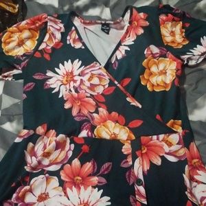 This&more blouse green floral